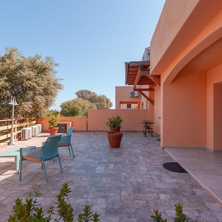 סאן תאודורו B&B Pettirosso מראה חיצוני תמונה