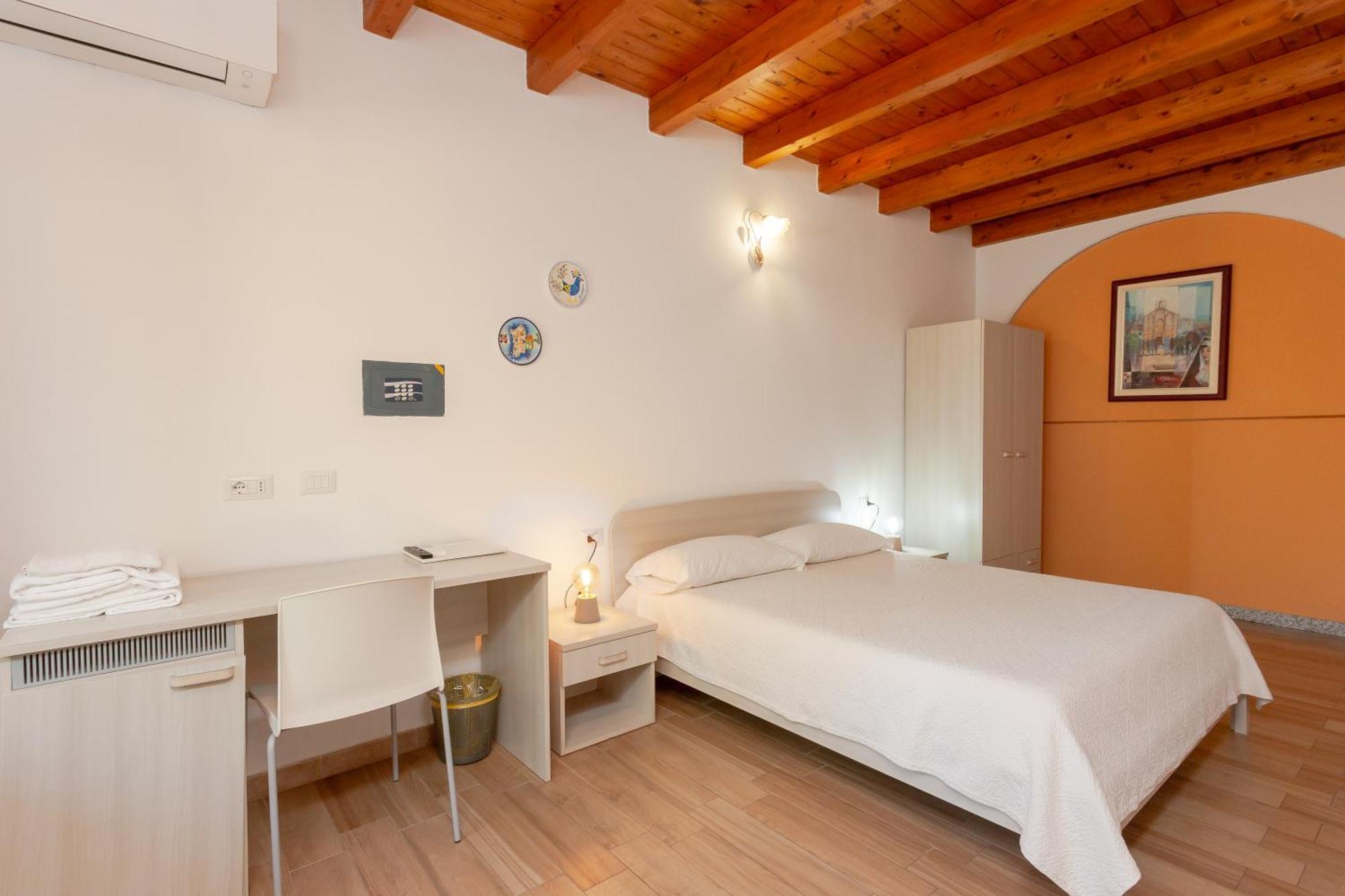 סאן תאודורו B&B Pettirosso מראה חיצוני תמונה
